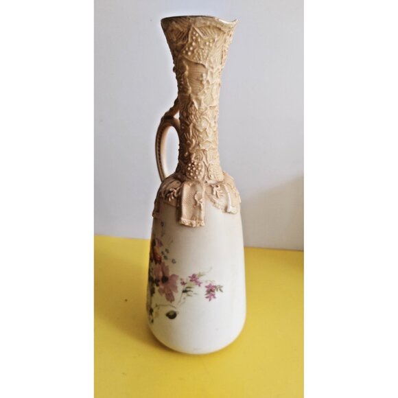 Antique Doulton Burslem England Ornate Raised Motif Pitcher 10 1/2" - 1890-1902 - Picture 5 of 16